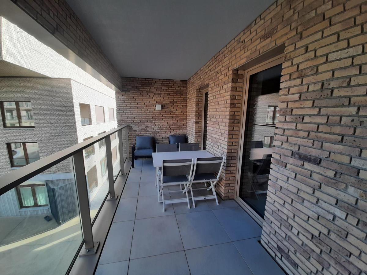 Bartine - Modern And Spacious Flat Near The Sea, Free Parking Space Apartment *