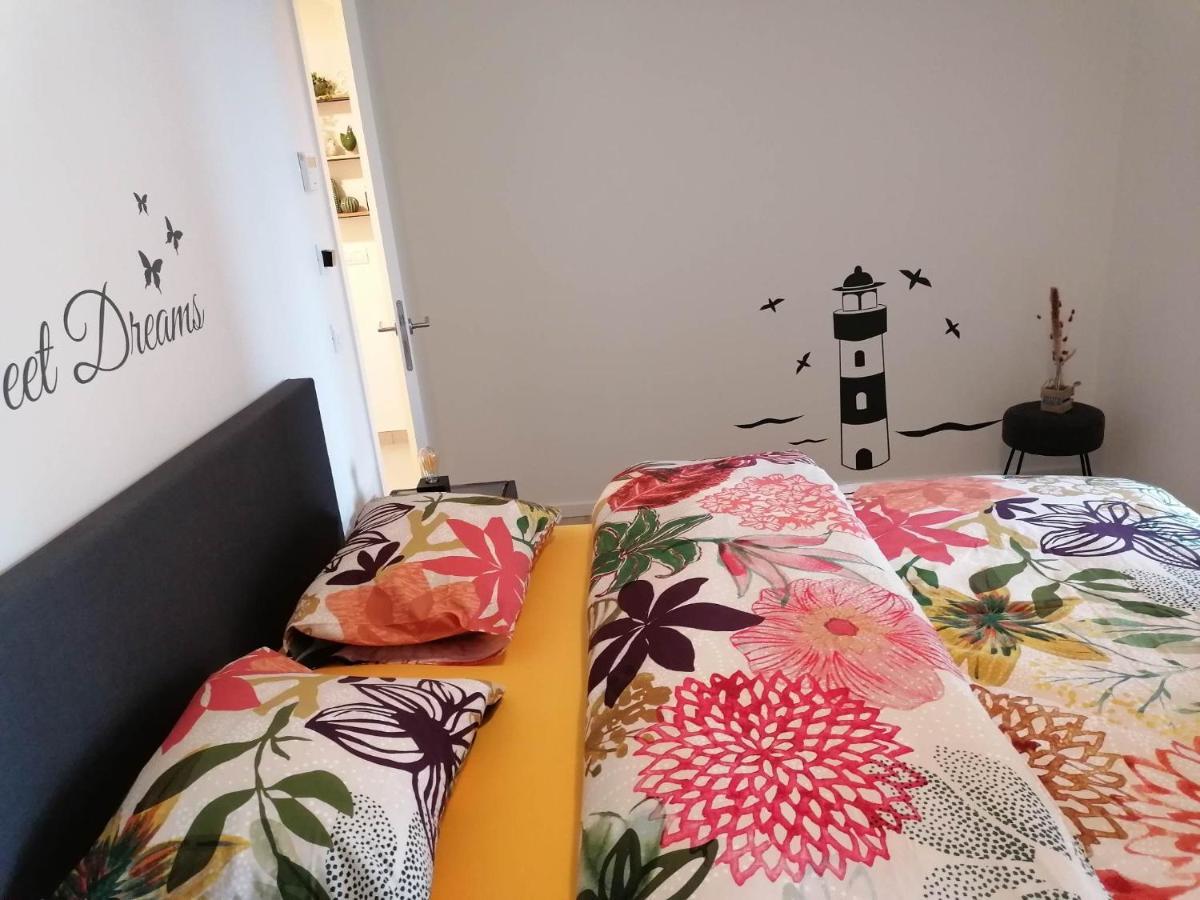 Bartine - Modern And Spacious Flat Near The Sea, Free Parking Space Apartment Ostend