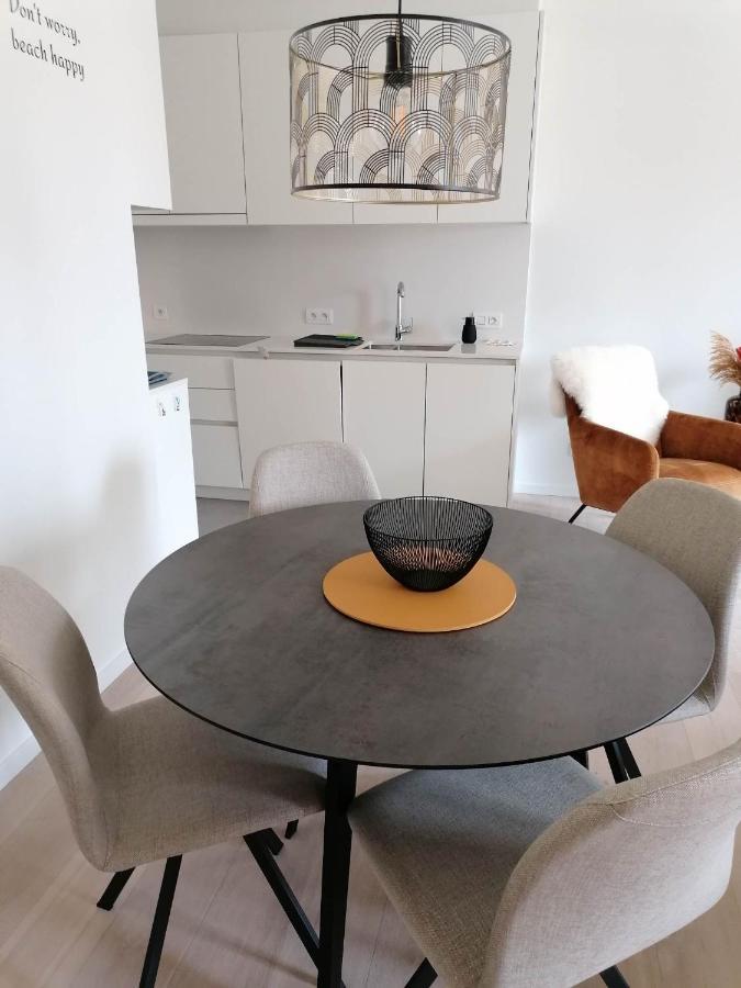 Bartine - Modern And Spacious Flat Near The Sea, Free Parking Space *