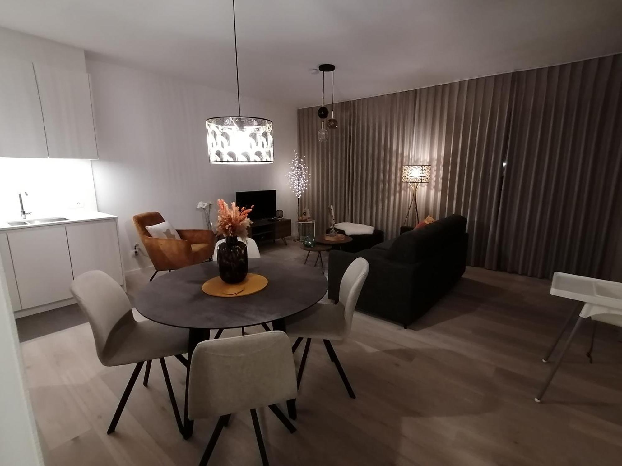 Apartment Bartine - Modern And Spacious Flat Near The Sea, Free Parking Space