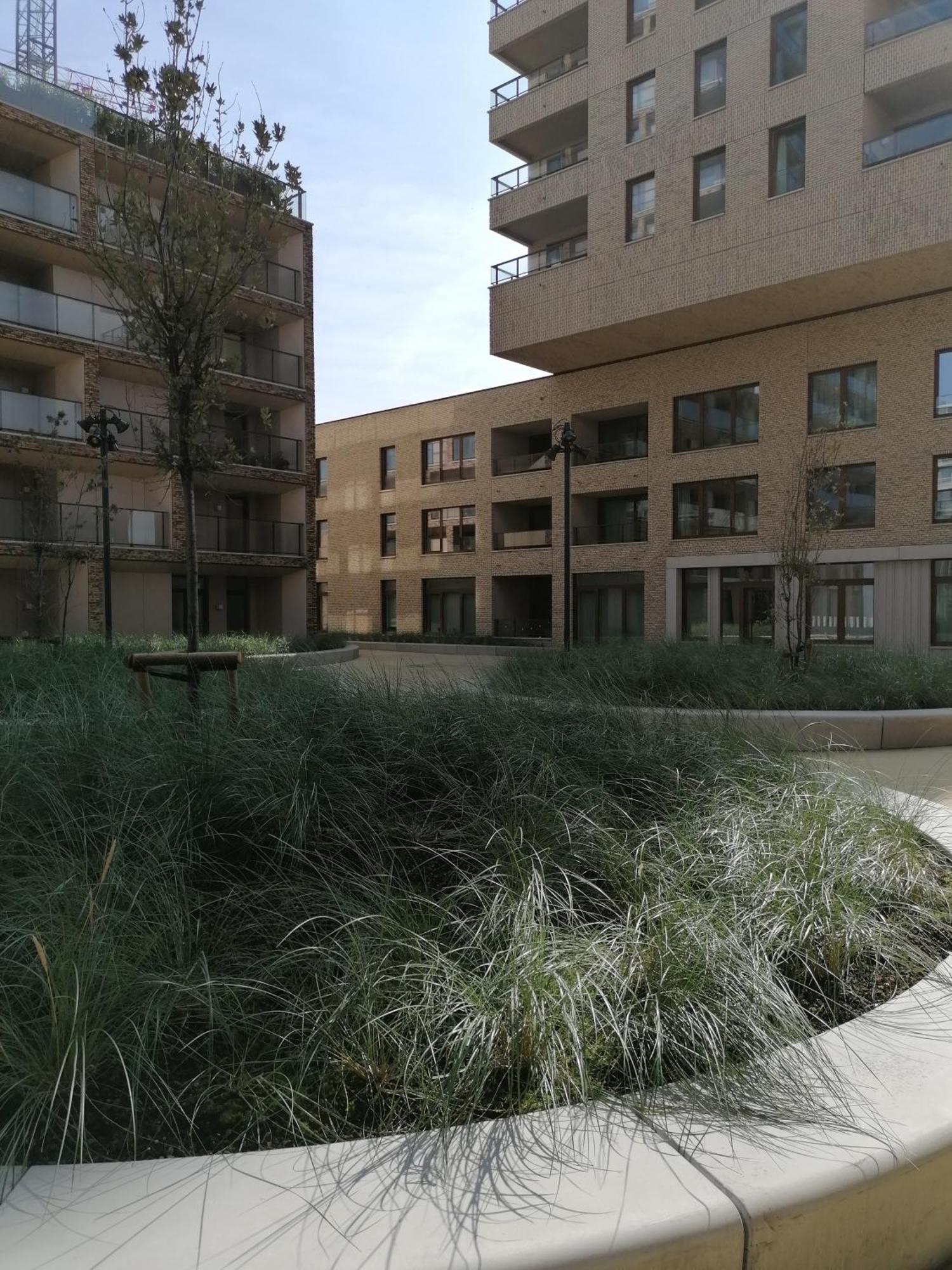 Bartine - Modern And Spacious Flat Near The Sea, Free Parking Space
